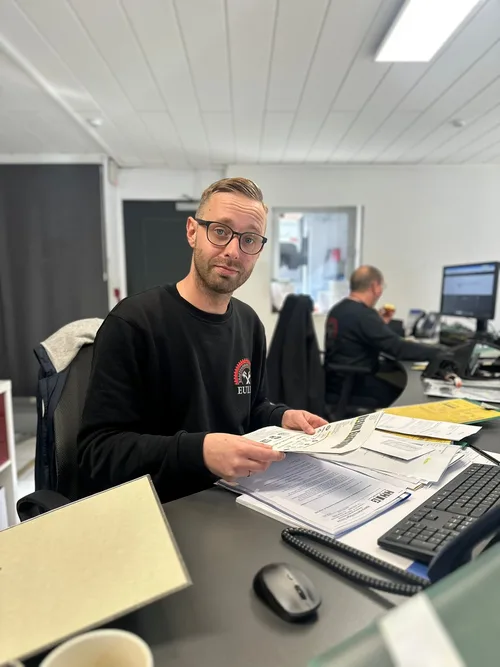 Alexander Wieloch, Serviceannahme bei der Kraftfahrzeugtechnik Euler GmbH