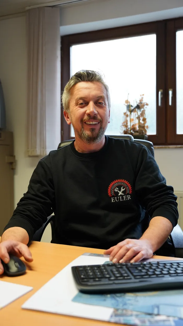 Jasko Hadzic, Betriebsleiter · KFZ-Technikermeister bei der Kraftfahrzeugtechnik Euler GmbH