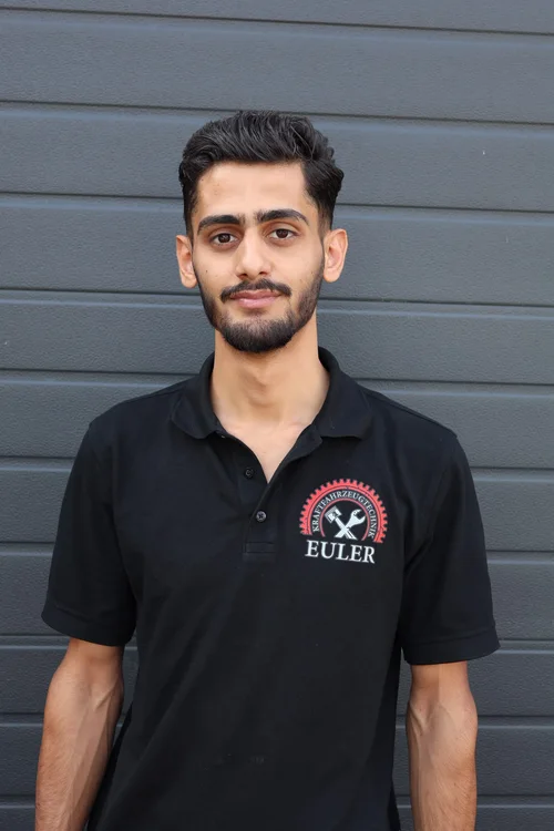 Mohamed Karazi, Azubi zum Kfz-Mechatroniker bei der Kraftfahrzeugtechnik Euler GmbH
