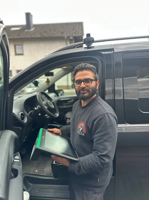 Nishan Singh, Kfz-Mechatroniker bei der Kraftfahrzeugtechnik Euler GmbH